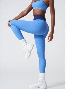 All Access By Bandier Cornflower Blue Leggings center stage Tights medium M